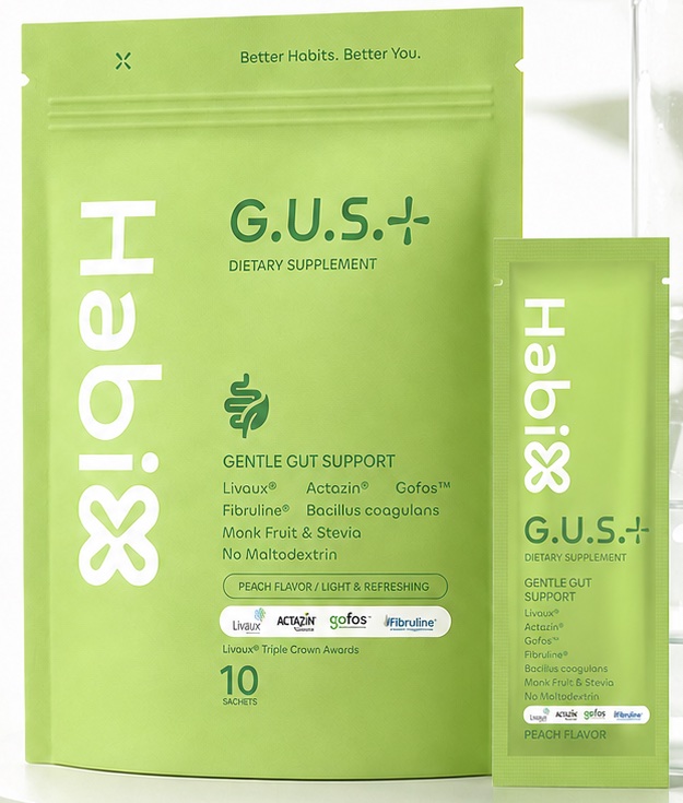 ซอง G.U.S.+ รสพีช พร้อมซองเดี่ยว บนฉลากมีชื่อ Livaux, Actazin, Gofos, Fibruline, Bacillus coagulans, Monk Fruit และ Stevia, No Maltodextrin